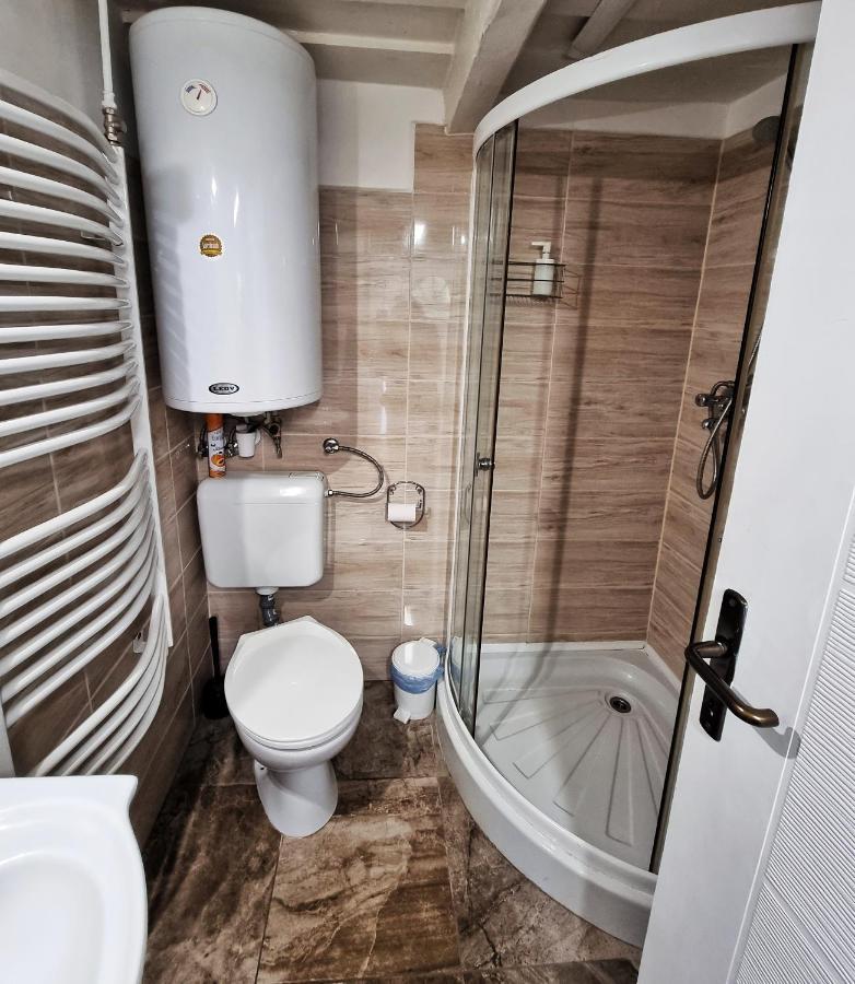 Gyöngy Apartmanházak Gyongyos Exterior foto